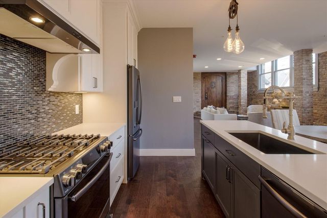 749 N Park Avenue A, Indianapolis, IN 46202