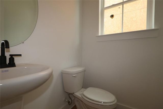 3022 Grreco Place, Scottdale, GA 30079