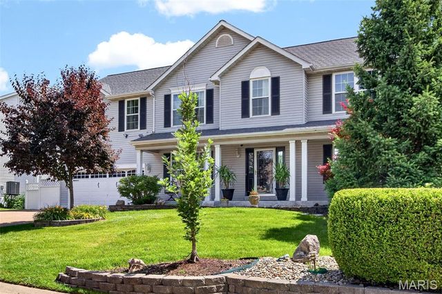 312 Quiet Country Drive, St Peters, MO 63376
