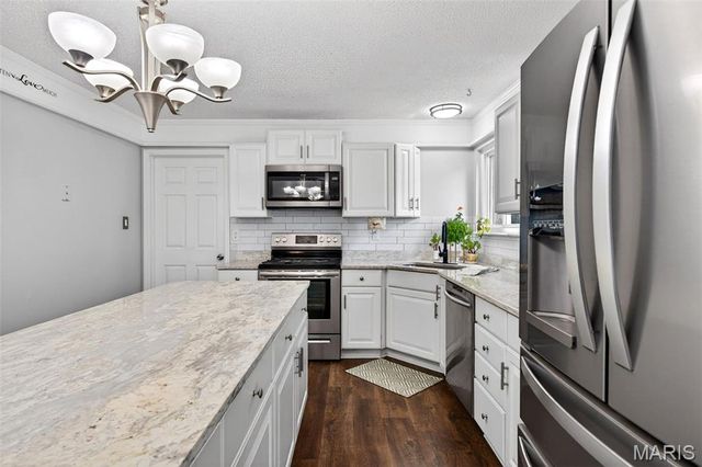 312 Quiet Country Drive, St Peters, MO 63376