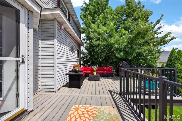 312 Quiet Country Drive, St Peters, MO 63376