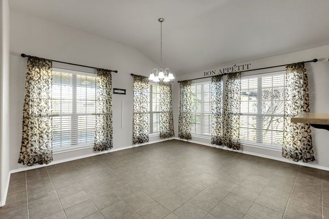 301 E 93rd St, Odessa, TX 79765