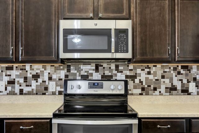 301 E 93rd St, Odessa, TX 79765