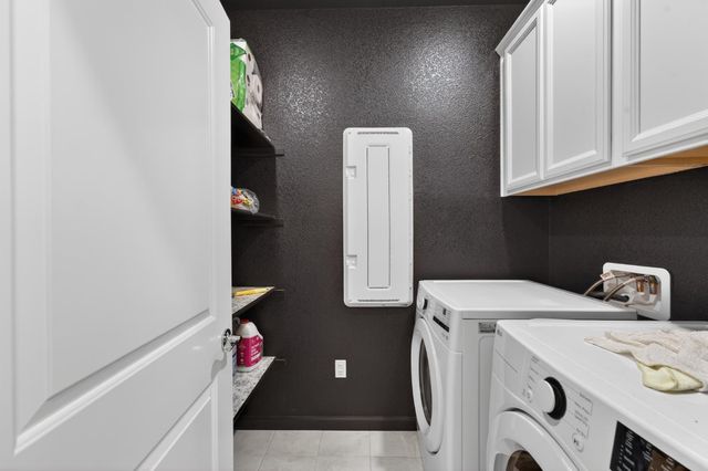 8049 Bossa Nova Way, Roseville, CA 95747