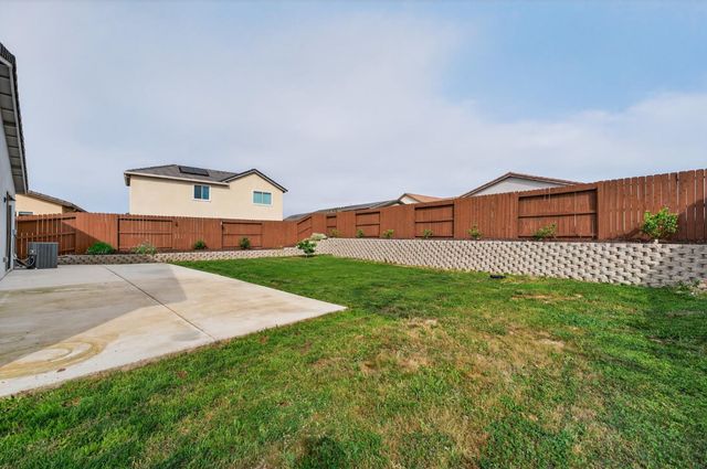 8049 Bossa Nova Way, Roseville, CA 95747