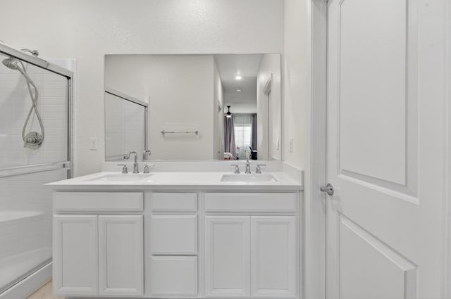 8049 Bossa Nova Way, Roseville, CA 95747