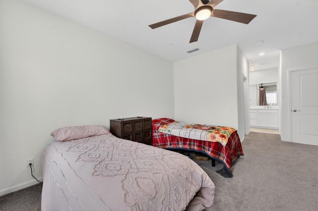 8049 Bossa Nova Way, Roseville, CA 95747