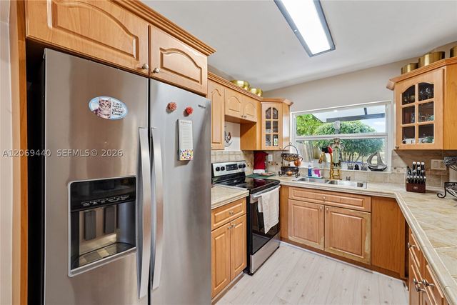10310 NW 5th Ter 4-26, Miami, FL 33172