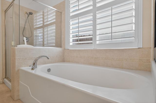 380 Lyman Cir, Sacramento, CA 95835