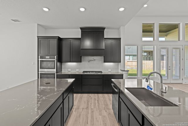 523 Corwin Springs, Cibolo, TX 78108