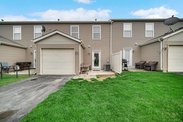 10332 Paramount Way, Cedar Lake, IN 46303