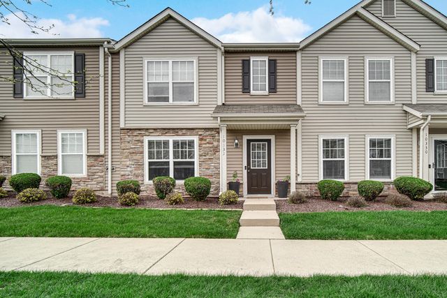 10332 Paramount Way, Cedar Lake, IN 46303