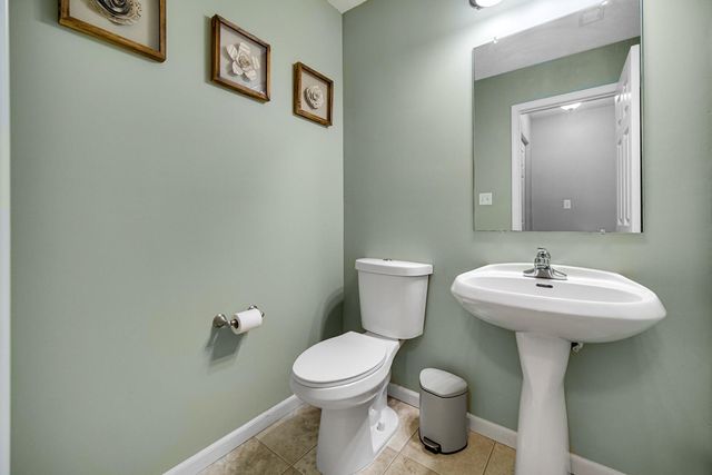 10332 Paramount Way, Cedar Lake, IN 46303