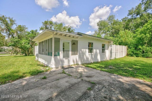 4186 RUBY Drive E, Jacksonville, FL 32246