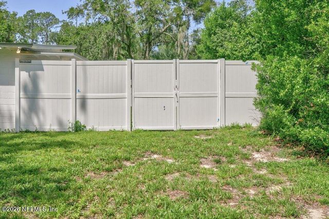 4186 RUBY Drive E, Jacksonville, FL 32246
