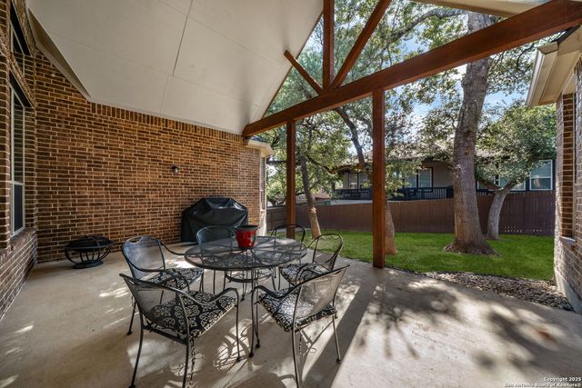 8226 Two Winds, San Antonio, TX 78255