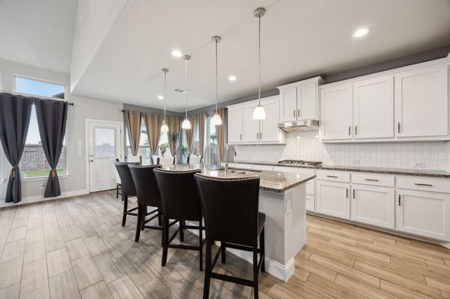 10515 Forest Glen Lane, Grand Prairie, TX 76065