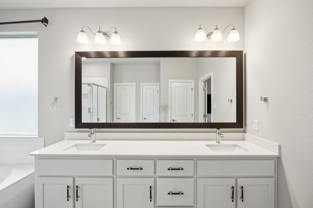 10515 Forest Glen Lane, Grand Prairie, TX 76065