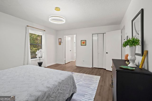 1071 Ferry Creek Way, Acworth, GA 30102