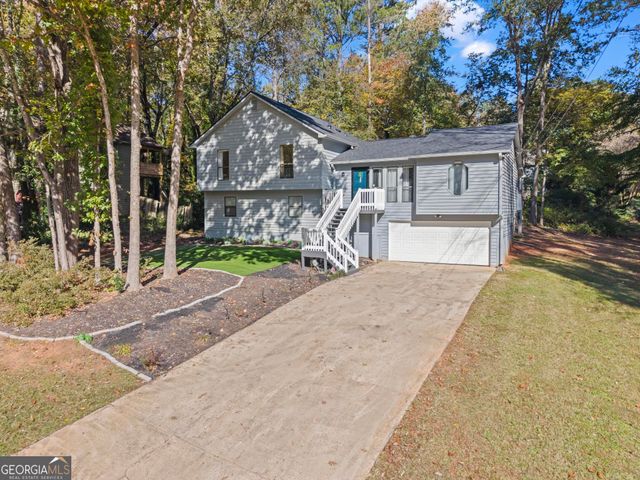 1071 Ferry Creek Way, Acworth, GA 30102