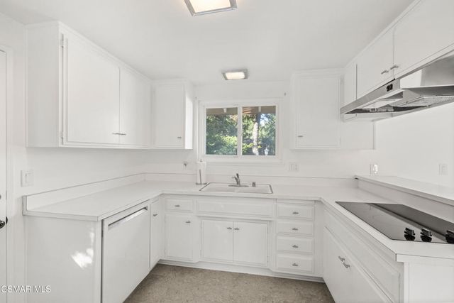 326 Longwood Court, Newbury Park, CA 91320