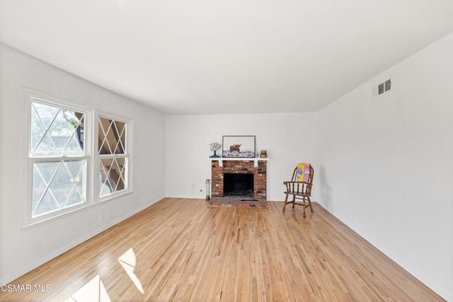 326 Longwood Court, Newbury Park, CA 91320