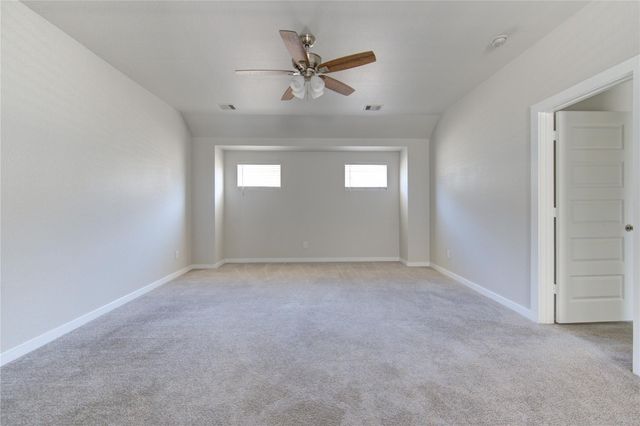 2215 Emerald Diamond Court, Fresno, TX 77545