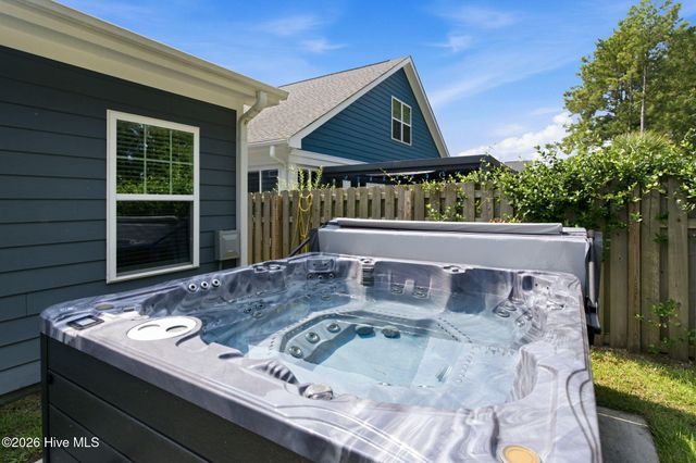 6036 Meadowgrove Loop, Wilmington, NC 28409