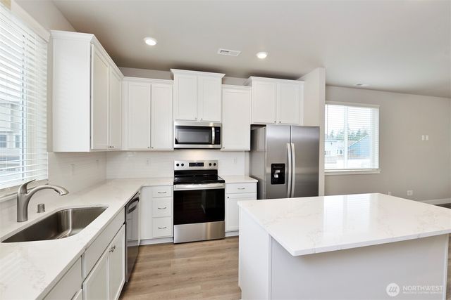 8783 151st Court E, Puyallup, WA 98375