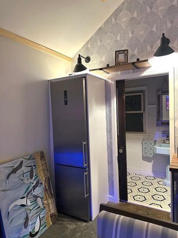 2500 BURLINGTON AVENUE N, St Petersburg, FL 33713