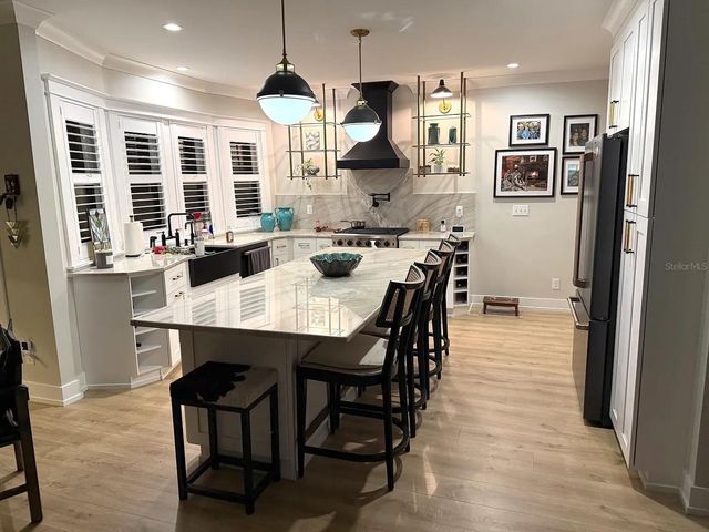 2500 BURLINGTON AVENUE N, St Petersburg, FL 33713