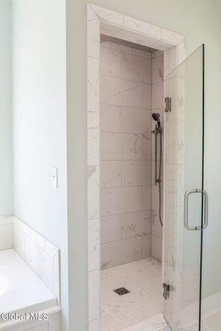 20 Hidden Pond Way, Moreau, NY 12831