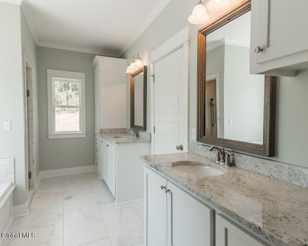 20 Hidden Pond Way, Moreau, NY 12831