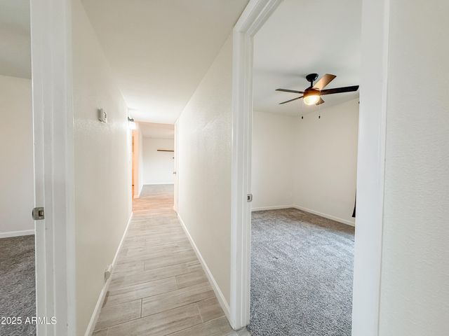 1917 W TOPEKA Drive, Phoenix, AZ 85027