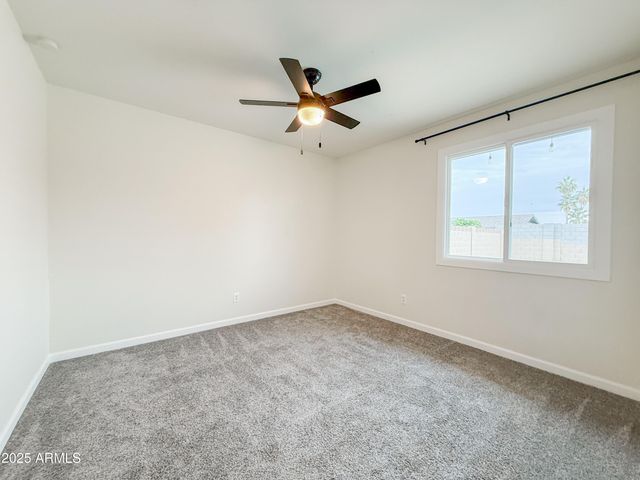 1917 W TOPEKA Drive, Phoenix, AZ 85027