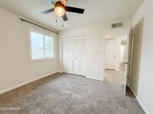 1917 W TOPEKA Drive, Phoenix, AZ 85027