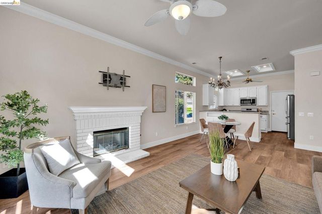 1751 Crispin Dr, Brentwood, CA 94513