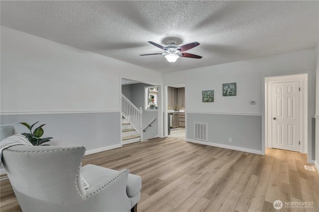 19827 Renton-Maple Valley Road SE, Maple Valley, WA 98038