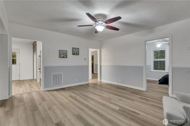 19827 Renton-Maple Valley Road SE, Maple Valley, WA 98038