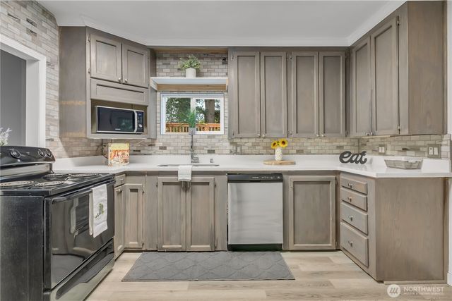 19827 Renton-Maple Valley Road SE, Maple Valley, WA 98038