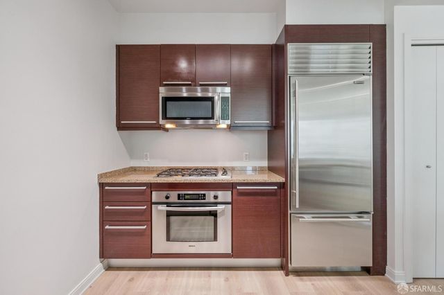 425 1st Street 1107, San Francisco, CA 94105