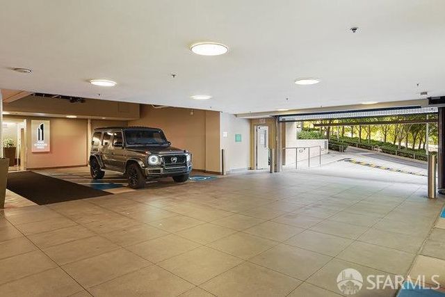 425 1st Street 1107, San Francisco, CA 94105