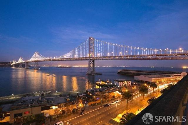 425 1st Street 1107, San Francisco, CA 94105