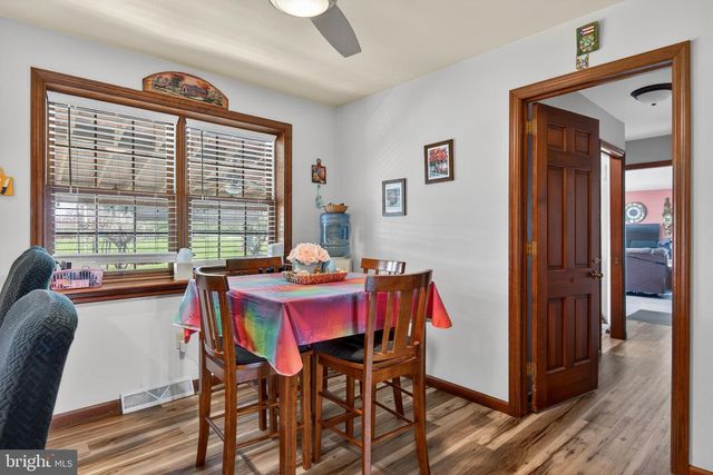 2 WILDFLOWER, Lancaster, PA 17603