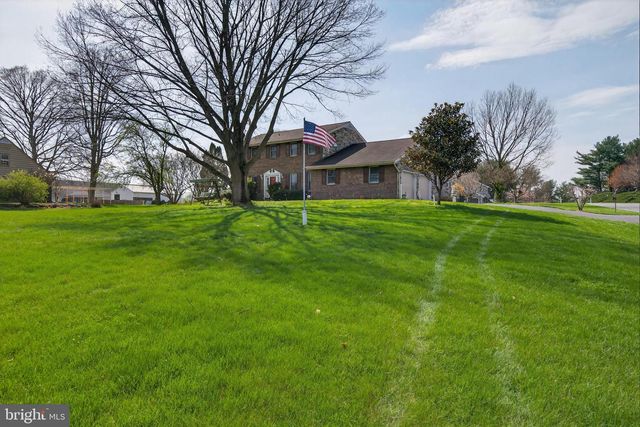 2 WILDFLOWER, Lancaster, PA 17603