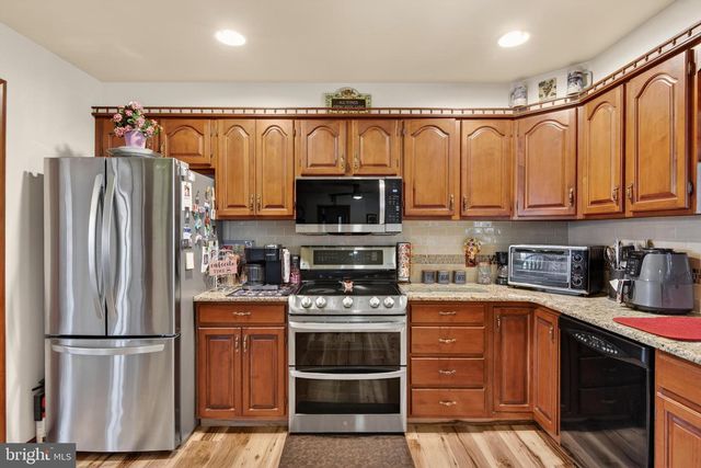 2 WILDFLOWER, Lancaster, PA 17603