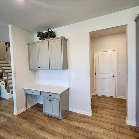 4835 Elm Leaf Drive, South Fulton, GA 30331