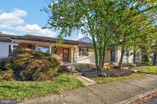 10 FULTON AVE, Telford, PA 18969