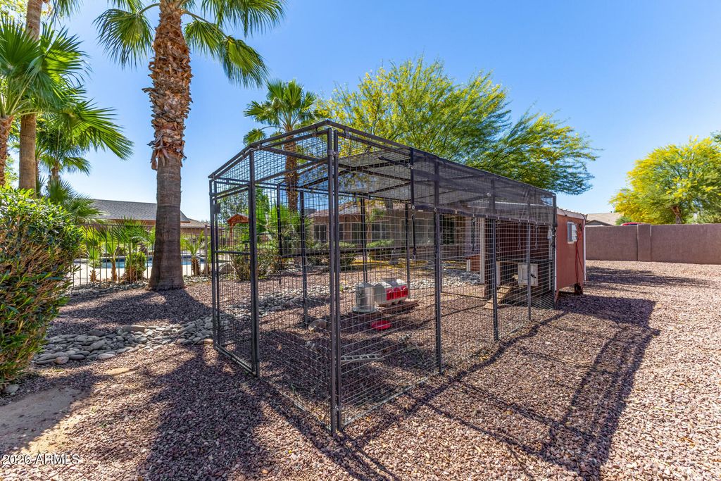 Image 14 of property listing at 6241 N 186th Avenue, Waddell, AZ 85355