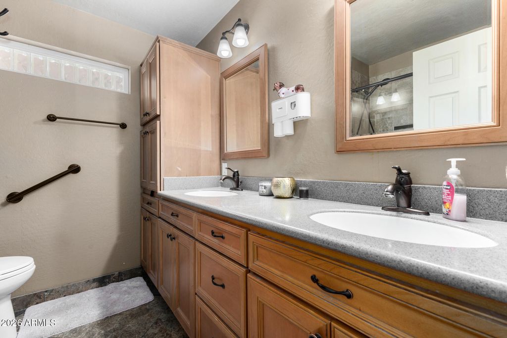 Image 28 of property listing at 6241 N 186th Avenue, Waddell, AZ 85355